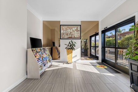 Super 8 by Wyndham San Diego Hotel Circle