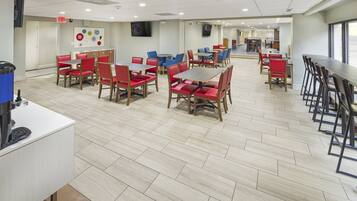 Dagelijks ontbijtbuffet inbegrepen