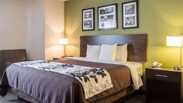 Room, 1 Queen Bed, Accessible, Non Smoking | Memory foam beds, desk, laptop workspace, blackout drapes