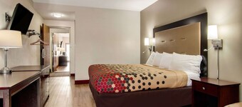 Econo Lodge Cadillac