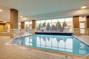 Piscine couverte, piscine extérieure
