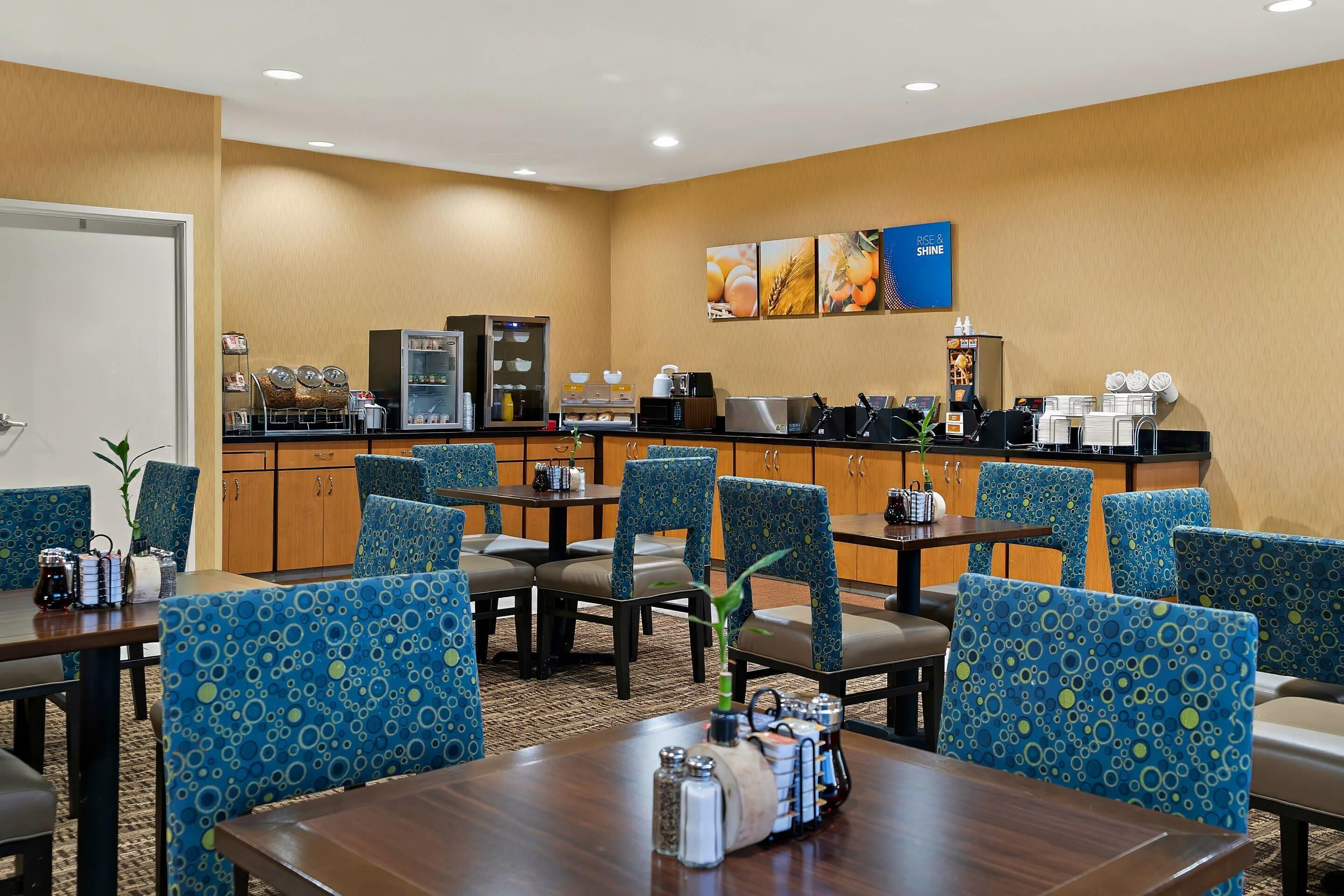 Free daily full breakfast