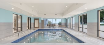 Holiday Inn Express And Suites Joplin Southeast by IHG