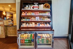 Snack bar - Hampton Inn Elizabeth City (Elizabeth City)