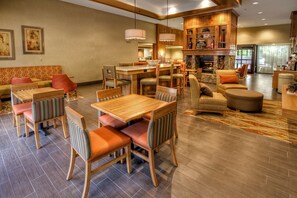 Reception - Hampton Inn Franklin (Franklin)