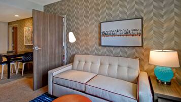 Suite, 1 Queen Bed, Accessible (Roll-In Shower) | Living area | 32-inch LCD TV with cable channels, TV