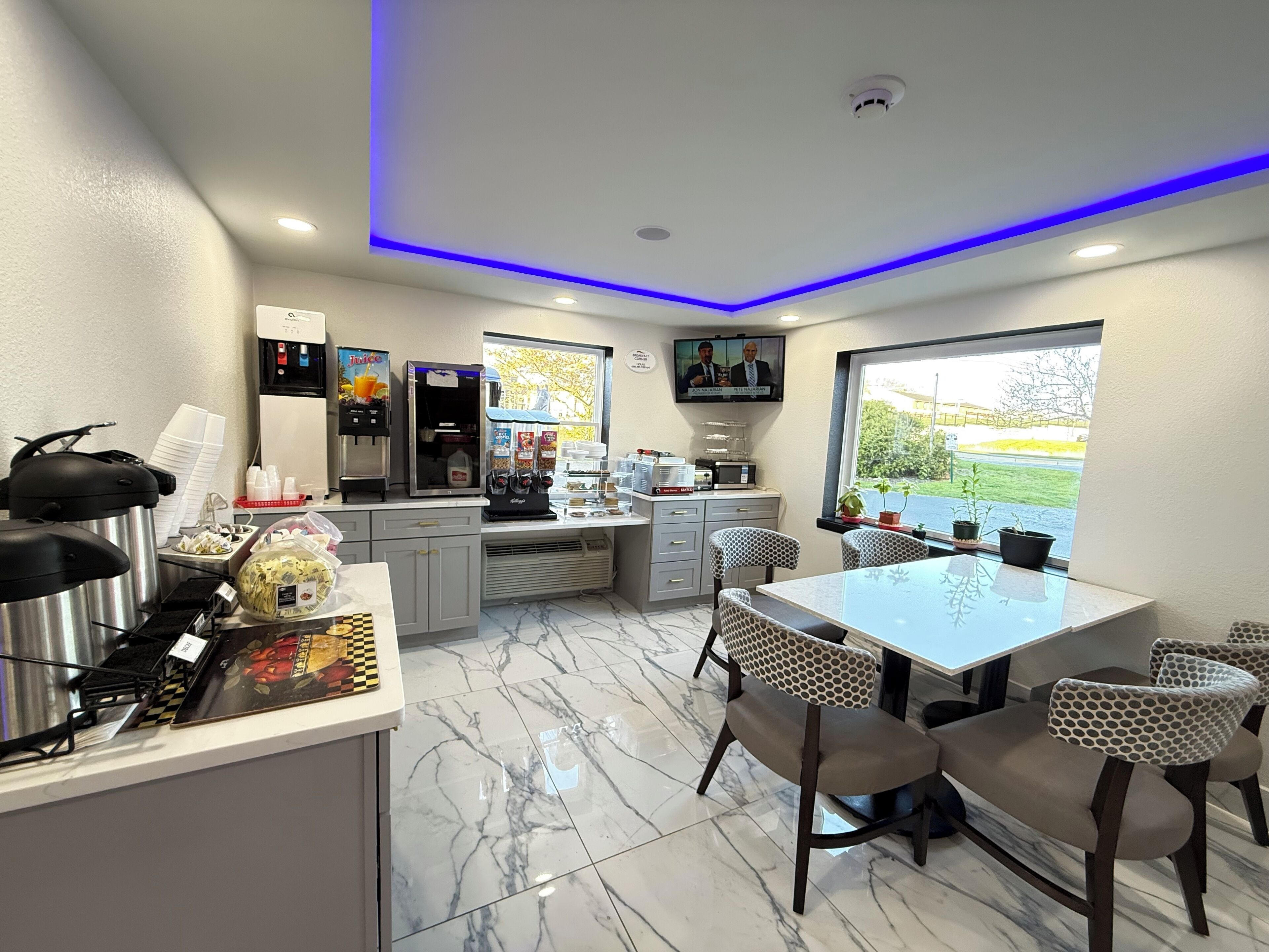 Tägliches inbegriffenes großes Frühstück