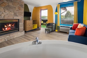 Suite, 2 Queen Beds, Non Smoking | Jetted bathtub