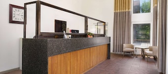 Days Inn By Wyndham Pigeon Forge South