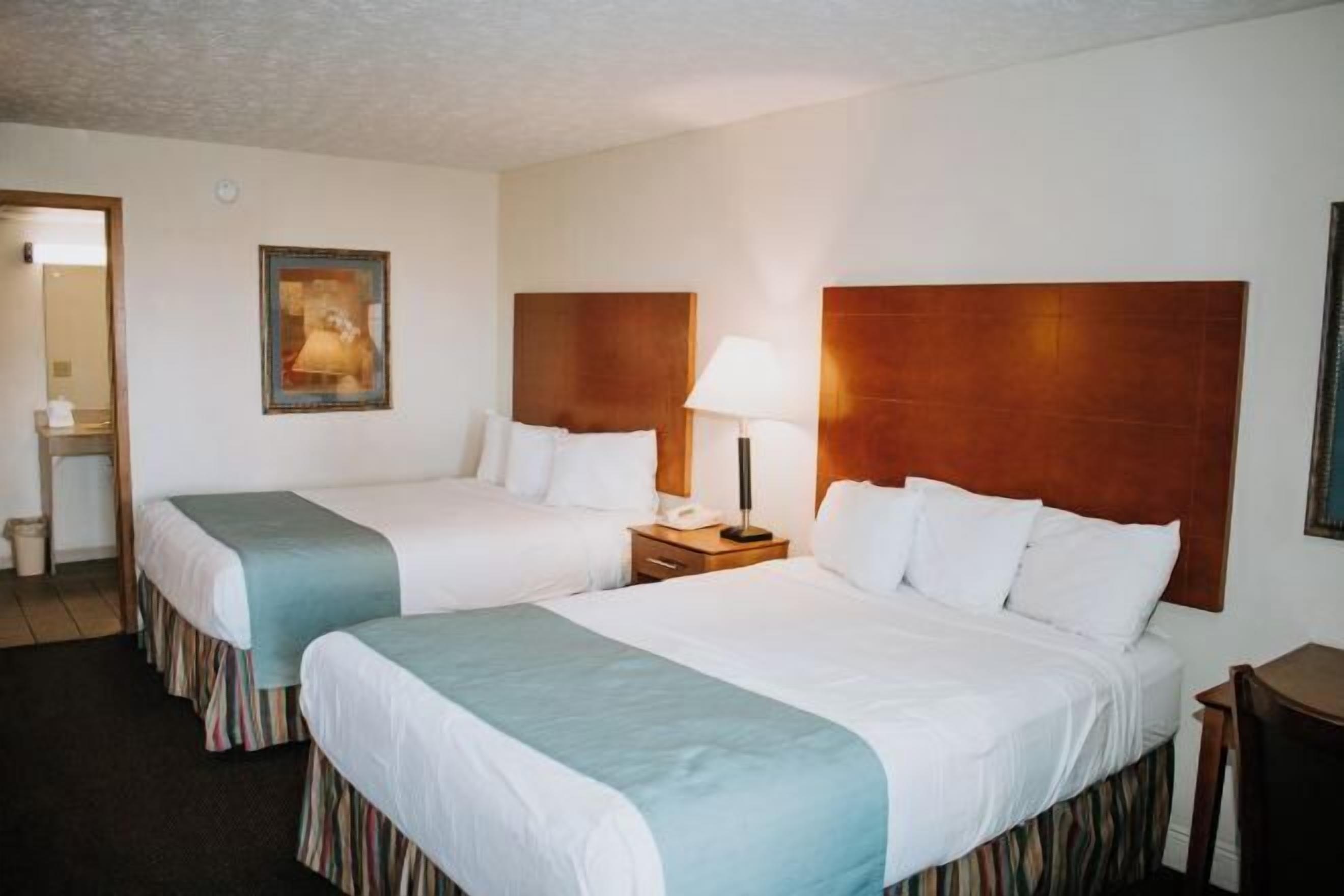 Ofnæmisprófaður sængurfatnaður, öryggishólf í herbergi, skrifborð