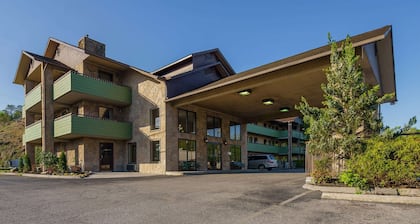 Days Inn By Wyndham Pigeon Forge South