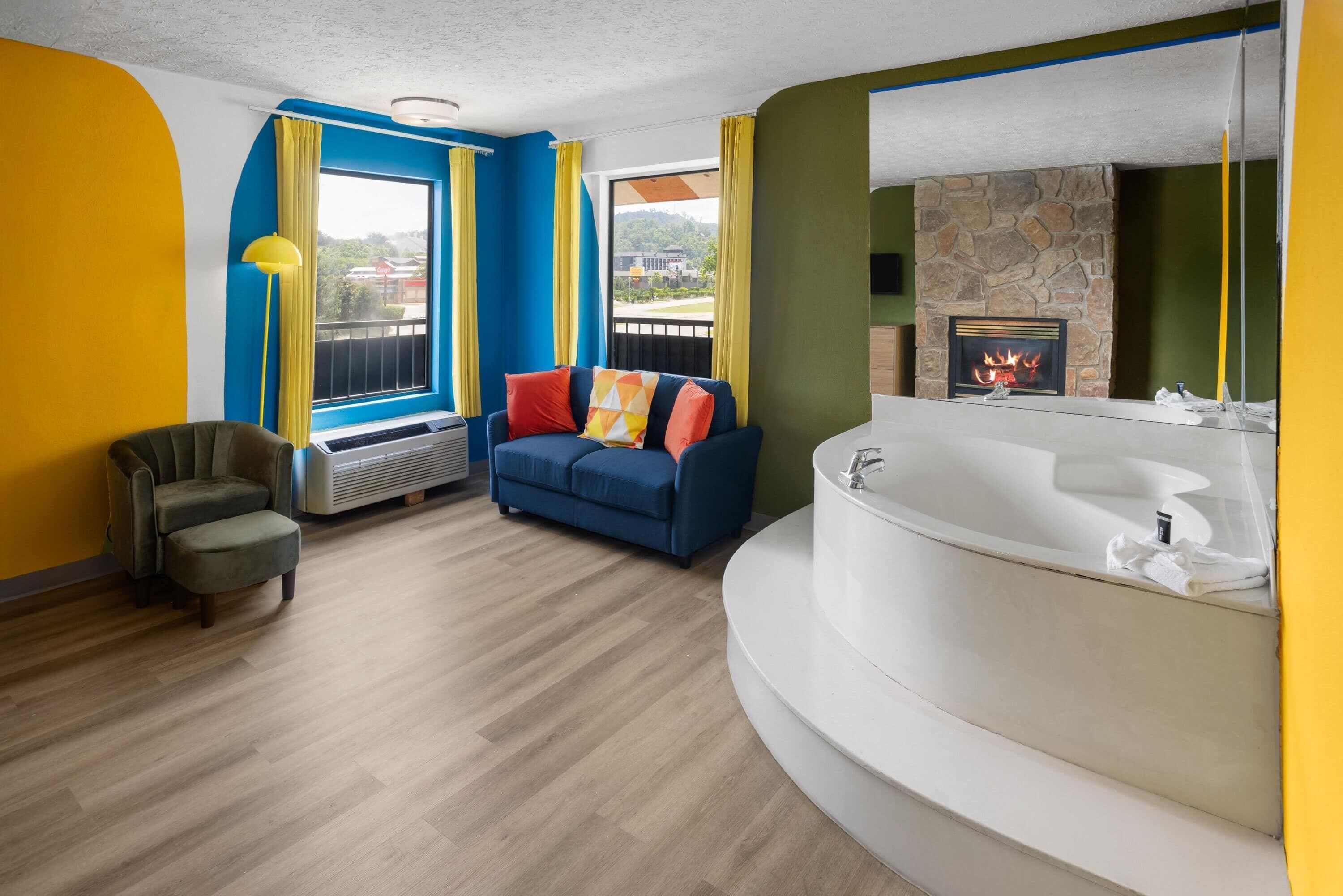 Suite, 2 Queen Beds, Non Smoking | Jetted tub