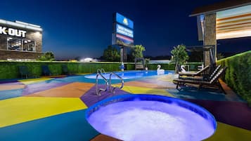 Seasonal outdoor pool