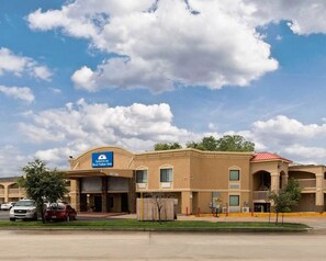 Front of property - Americas Best Value Inn NRG Park Medical Center (Houston)