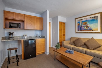 Suite, Kitchenette (2 Double Beds, Sofa Bed) | Private kitchenette | Microwave, coffee/tea maker, toaster, paper towels at Legacy Vacation Resorts - Lake Buena Vista