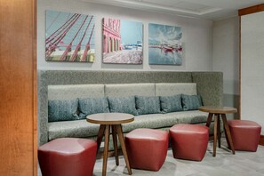 Lobby - Hampton Inn Baltimore/White Marsh (Baltimore)