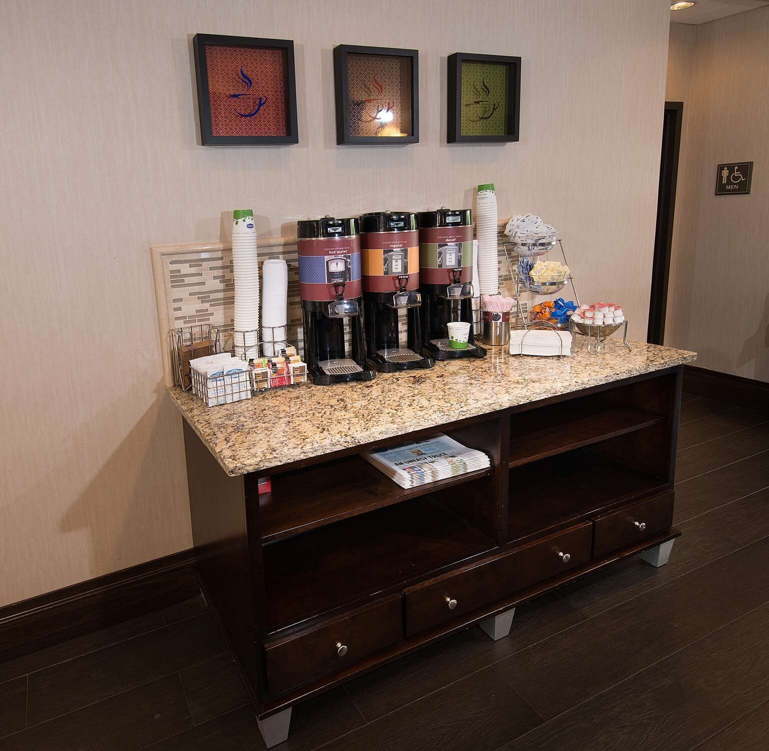 Photo - Hampton Inn Carlstadt-At The Meadowlands