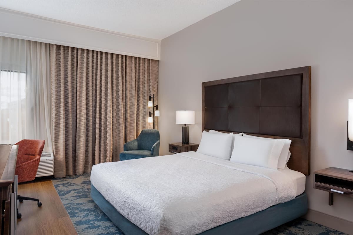 Iron/ironing board, free WiFi, bed sheets, alarm clocks