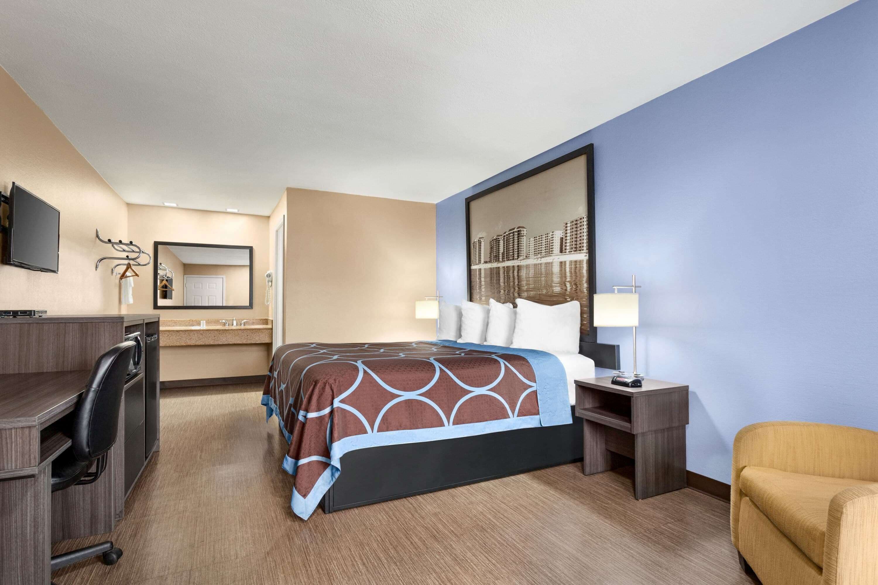 Desk, iron/ironing board, free WiFi, bed sheets