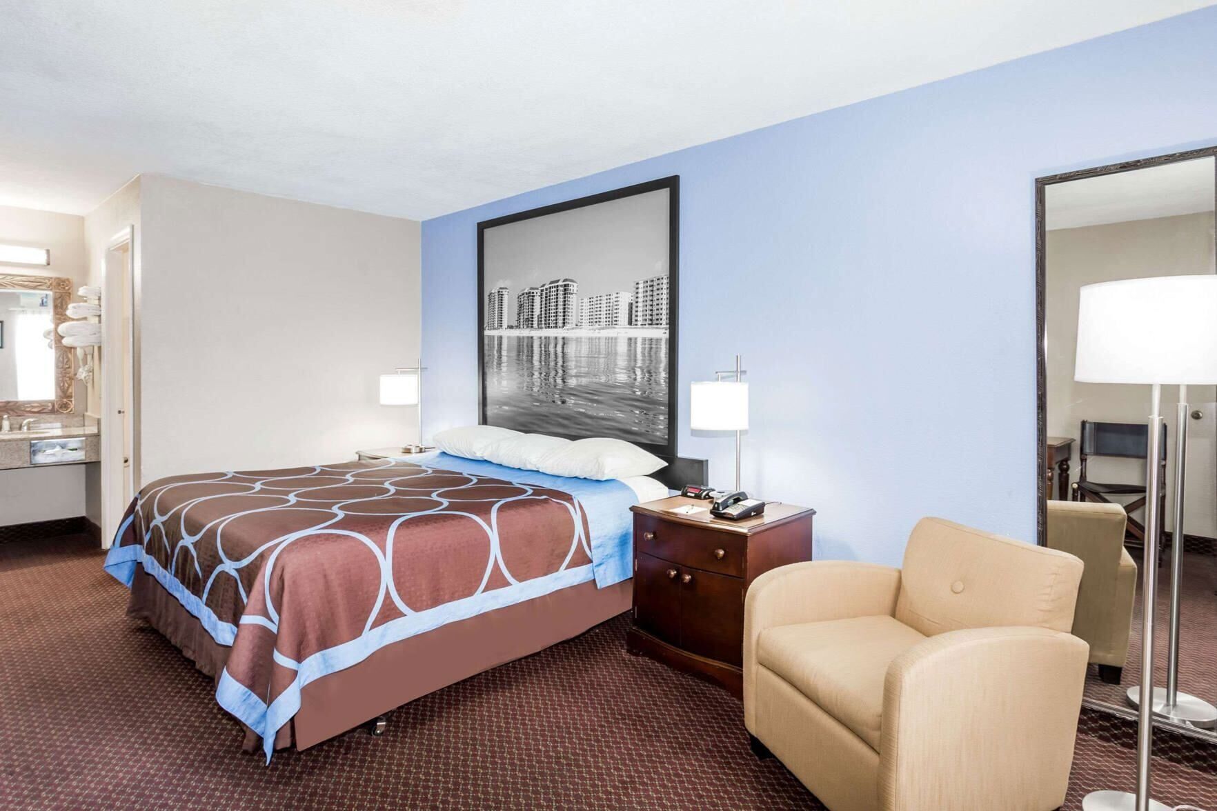 Desk, iron/ironing board, free WiFi, bed sheets