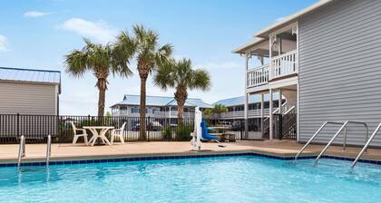 Super 8 by Wyndham Foley