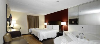 เรดรูฟอินน์พลัส+ แอนด์สวีทส์ โอเปลิกา