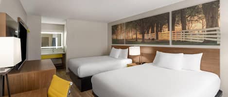 Cortinas blackout, wifi gratis y ropa de cama