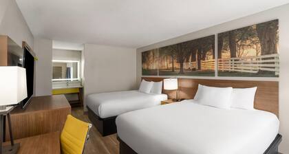 Days Inn by Wyndham Clanton AL