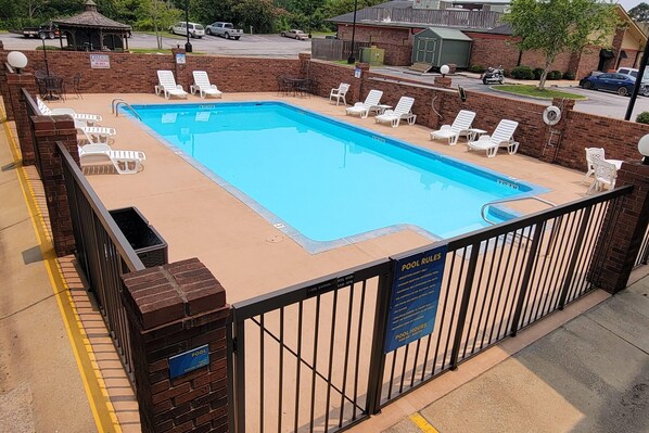 Seasonal outdoor pool