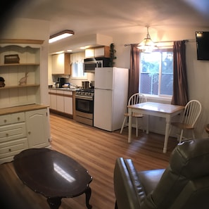 Chambre (Suite/condo) | Cuisine privée