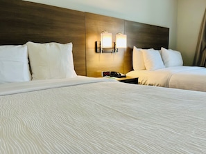 1 chambre, literie de qualité, couette en duvet