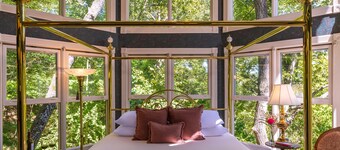 Arsenic and Old Lace B&B