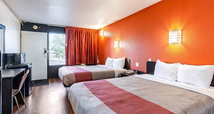 Motel 6 Little Rock, AR - West