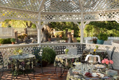 Cheshire Cat Inn & Cottages