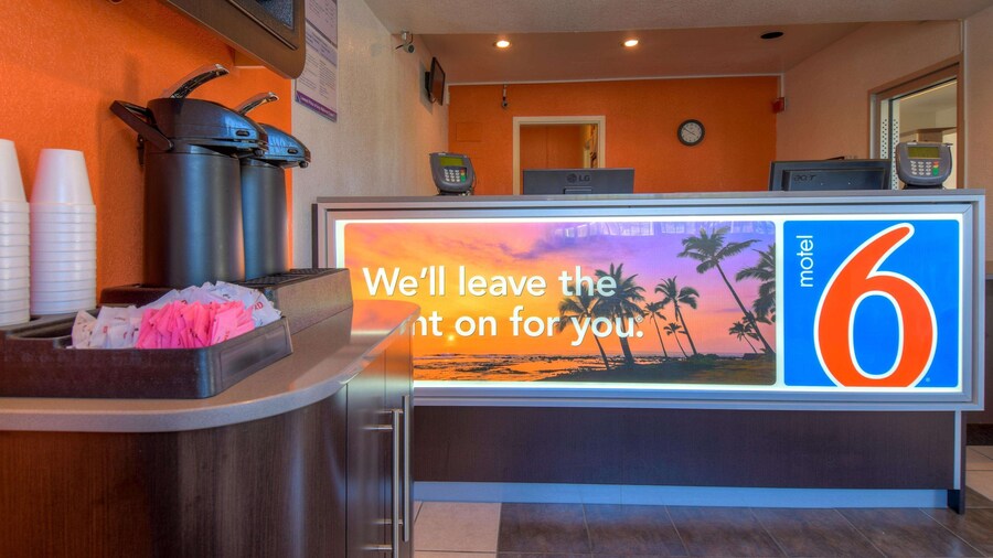 Motel 6 San Ysidro, CA - San Diego - Border