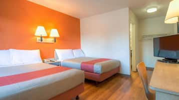 Cortinas blackout, wifi gratis y ropa de cama