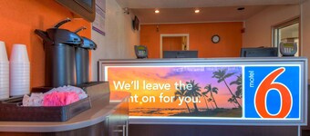 Motel 6 San Ysidro, CA - San Diego - Border