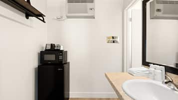 Chambre Standard, 1 trĂšs grand lit