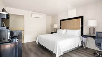 Single Room, 1 King Bed, Roll-In Shower | Desk, laptop workspace, blackout drapes, iron/ironing board