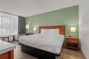 Standardzimmer, 1 King-Bett | Hochwertige Bettwaren, kostenlose Babybetten, Zustellbetten