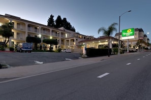 Exterior - Vagabond Inn San Pedro (San Pedro)