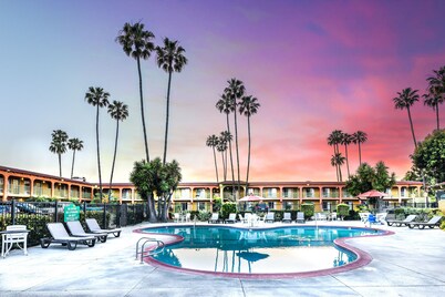 Vagabond Inn Costa Mesa