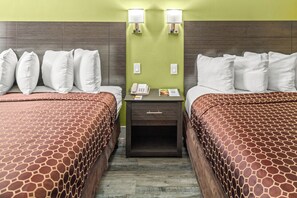 Standard Room, 2 Queen Beds - Vagabond Inn Costa Mesa (Costa Mesa)