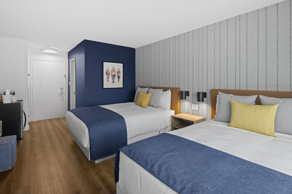 Standard Room, 2 Queen Beds, Poolside | Down duvets, pillow-top beds, desk, blackout curtains