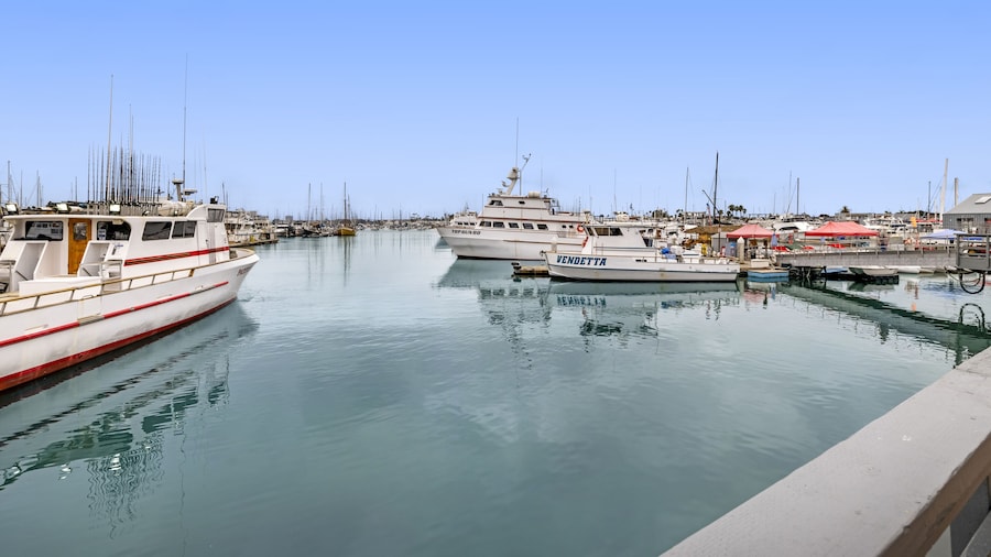 Sea Harbor Hotel