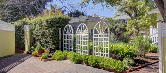 Secret Garden Inn and Cottages