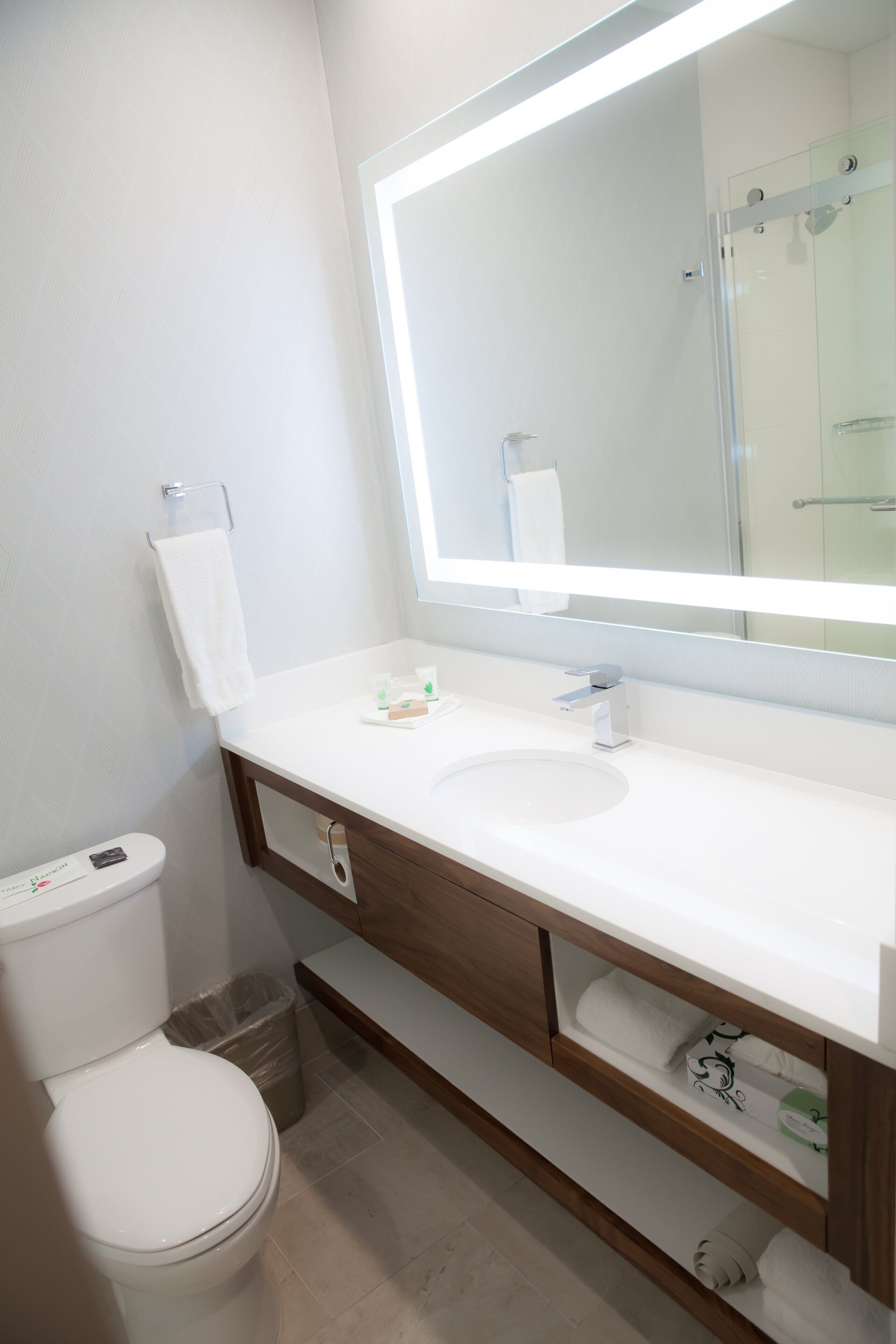 in-room safe, individually decorated, individually furnished, desk