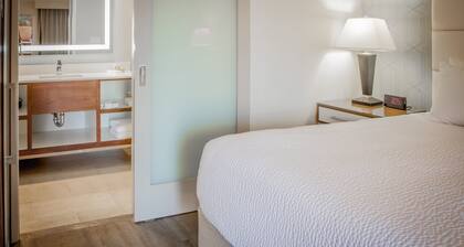 Pasadena Rose & Crown Hotel