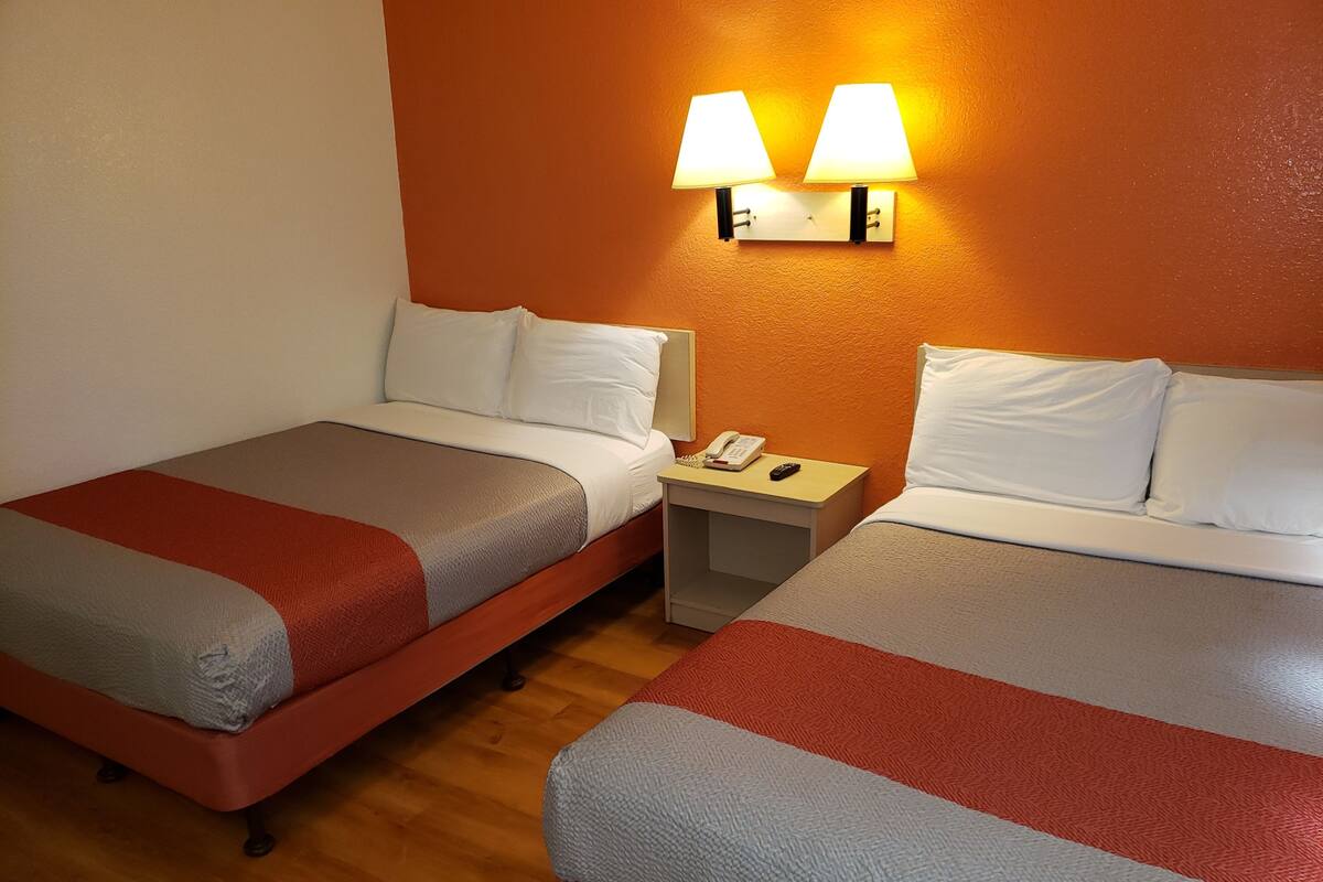 Standard Room, 2 Double Beds, Non Smoking | Blackout drapes, WiFi (free), bed sheets
