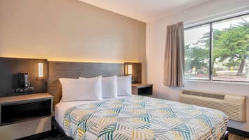 Verdunkelungsvorhänge, kostenloses WLAN, Bettwäsche